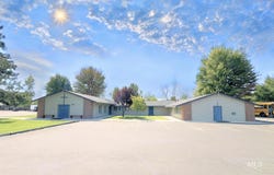 1021 W 8th St, Meridian, ID 83642
