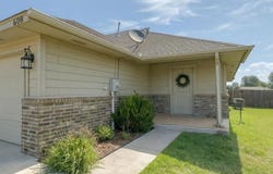 608 N 5th Street, Cashion, OK 73016