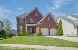 6017 Sweetbay Dr, Crestwood, KY 40014