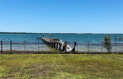 1516 BAYSHORE BOULEVARD, DUNEDIN, FL 34698