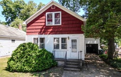 892 W Forest Avenue, Muskegon, MI 49441