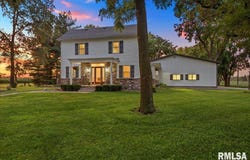 7250 Telstar Road, Riverton, IL 62561