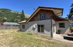 782 NE CENTER ST, White Salmon, WA 98672