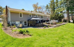 35 Pinecrest Dr, Taunton, MA 02780