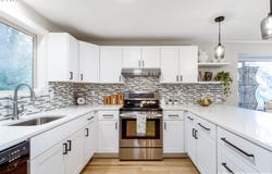 202 FOXTAIL Dr, Eugene, OR 97405