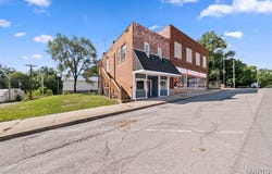 318 Broadway Street, Elsberry, MO 63343