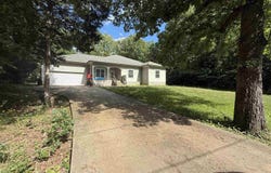 11 Immokalee Drive, Cherokee Village, AR 72529