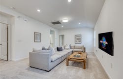 5817 Loblolly LN, Austin, TX 78744