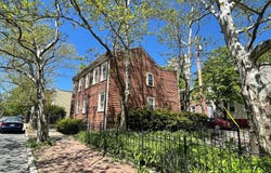 33 Myrtle Avenue, Albany, NY 12202