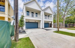5711 Gano Street, Houston, TX 77009