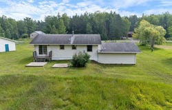 5467 S 2nd Street W, Aurora, MN 55705