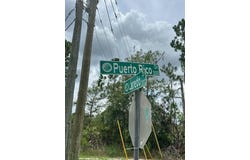 2098 LAREDO DRIVE, DELTONA, FL 32738