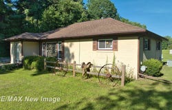5651 Sheridan, Saginaw, MI 48601