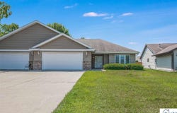 117 Cardinal Drive, Mankato, MN 56001