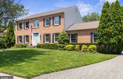 32 DAYLILY DRIVE, MOUNT LAUREL, NJ 08054