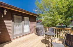 1 Lee Ann Dr, Johnston, RI 02919