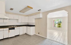 804 WALNUT DRIVE, SEFFNER, FL 33584
