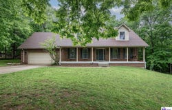 17 Bittersweet Place, Brandenburg, KY 40108