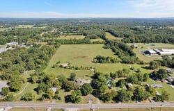 702 S Division St, Lavaca, AR 72941