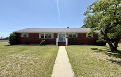 212 Sunset Drive, Williamston, NC 27892