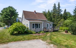 360 Cushing Road, Friendship, ME 04547