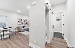 1911 Dahlman Rows Plaza, Omaha, NE 68108