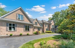 9123 Kemper Road, Montgomery, OH 45249