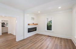 319 N Rowe Street, Ludington, MI 49431