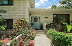 27212 ORANGE AVENUE, YALAHA, FL 34797