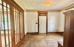 630 E Gum Street, Evansville, IN 47713