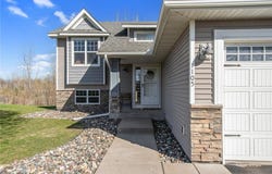 1105 Pioneer Trail SE, Cambridge, MN 55008