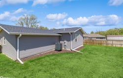 215 N lincoln Street, Osceola, IA 50213