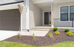 4855 NW Martin Street, Riverside, MO 64150