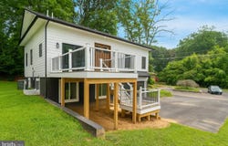 8733 HERBERT AVENUE, PENNSAUKEN, NJ 08109