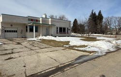 115 4th St NE, Rolla, ND 58367