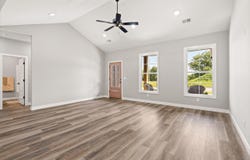 1317 Stonehaven DR, Boonville, MO 65233