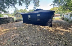 1481 OAKLAWN St, Memphis, TN 38114