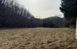 1957 Old 61 Loop Road, Breeding, KY 42728