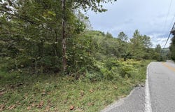 5501 Ridgeview Nellis Road, Ridgeview, WV 25169