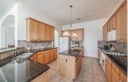 5325 Dove Creek Drive, Fort Worth, TX 76244