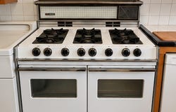 9865 MIRAFLORES DR, Baton Rouge, LA 70815