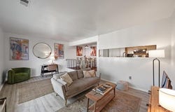 470 W 104th Street, Kansas City, MO 64114