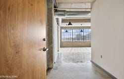 200 W Jackson Ave, Knoxville, TN 37902