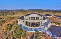 350 Aspen Ln, Bridgeport, CA 93517