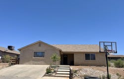 518 W Hartford Road, Kearny, AZ 85137