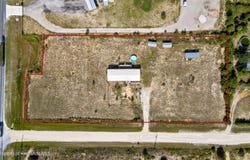11089 Fulmar Street, Weeki Wachee, FL 34614