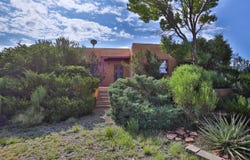 11 Mesa Sea Road, Arroyo Hondo, NM 87513