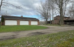 34722 36th Avenue, Paw Paw, MI 49079