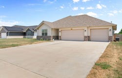 508 Stella Court, Willard, MO 65781