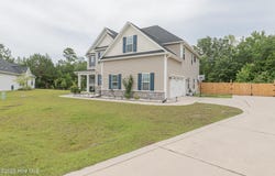 125 Colonial Post Road, Jacksonville, NC 28546